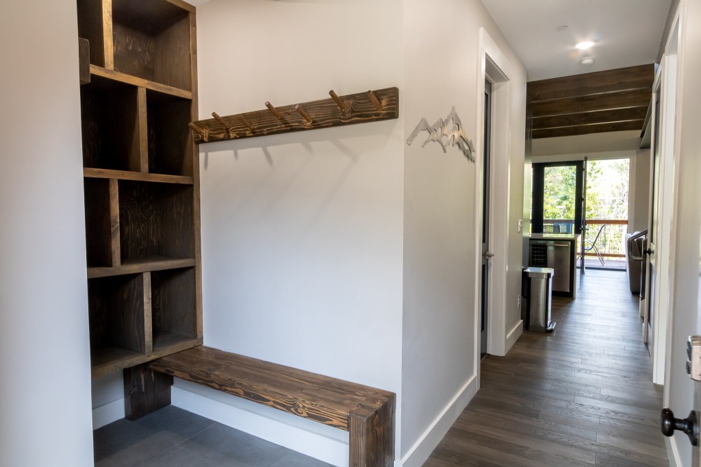 This image has an empty alt attribute; its file name is jim-jaeger-entry.jpg