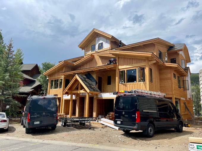 new seasons at keystone construction